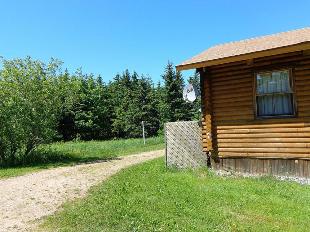 Cajun Cedar Log Cottages Margaree Forks Exterior photo