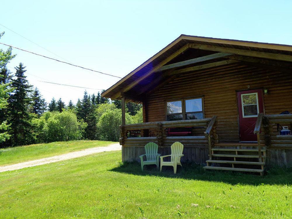 Cajun Cedar Log Cottages Margaree Forks Exterior photo